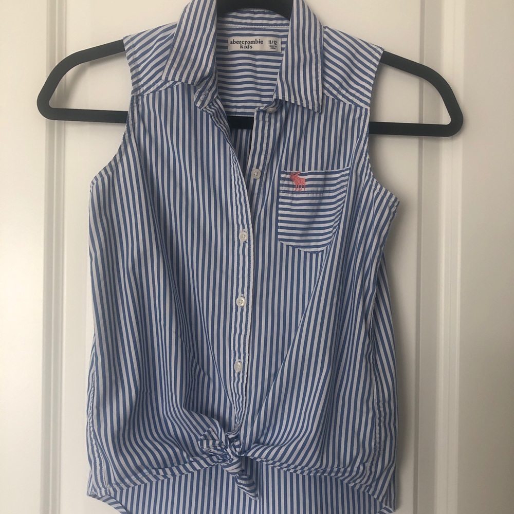 5 Abercrombie and Fitch kids tanks